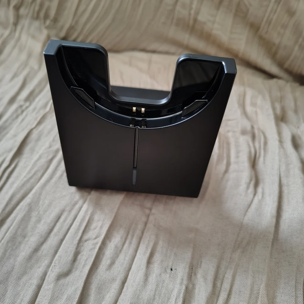 LEVN Bluetooth Headset LE-HS013 w Charging Stand USB Dongle Noise Canceling